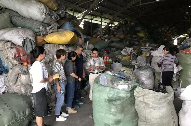 开云(中国)Kaiyun官方网站“废品回收”行情如何？一公斤能挣40元家里有的不(图7)