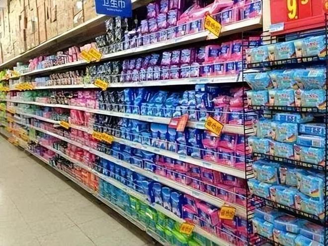 开云卫生巾品牌集体“塌房”：偷工减料、原料有烟头蟑螂官媒发声(图20)